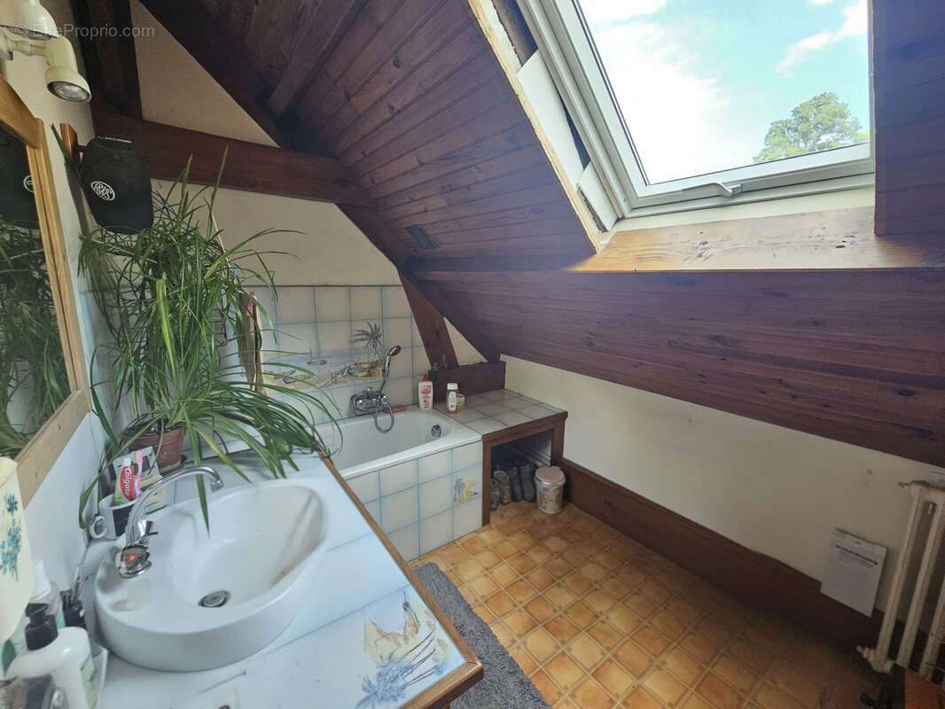 Maison à SAINT-REMY-LES-CHEVREUSE