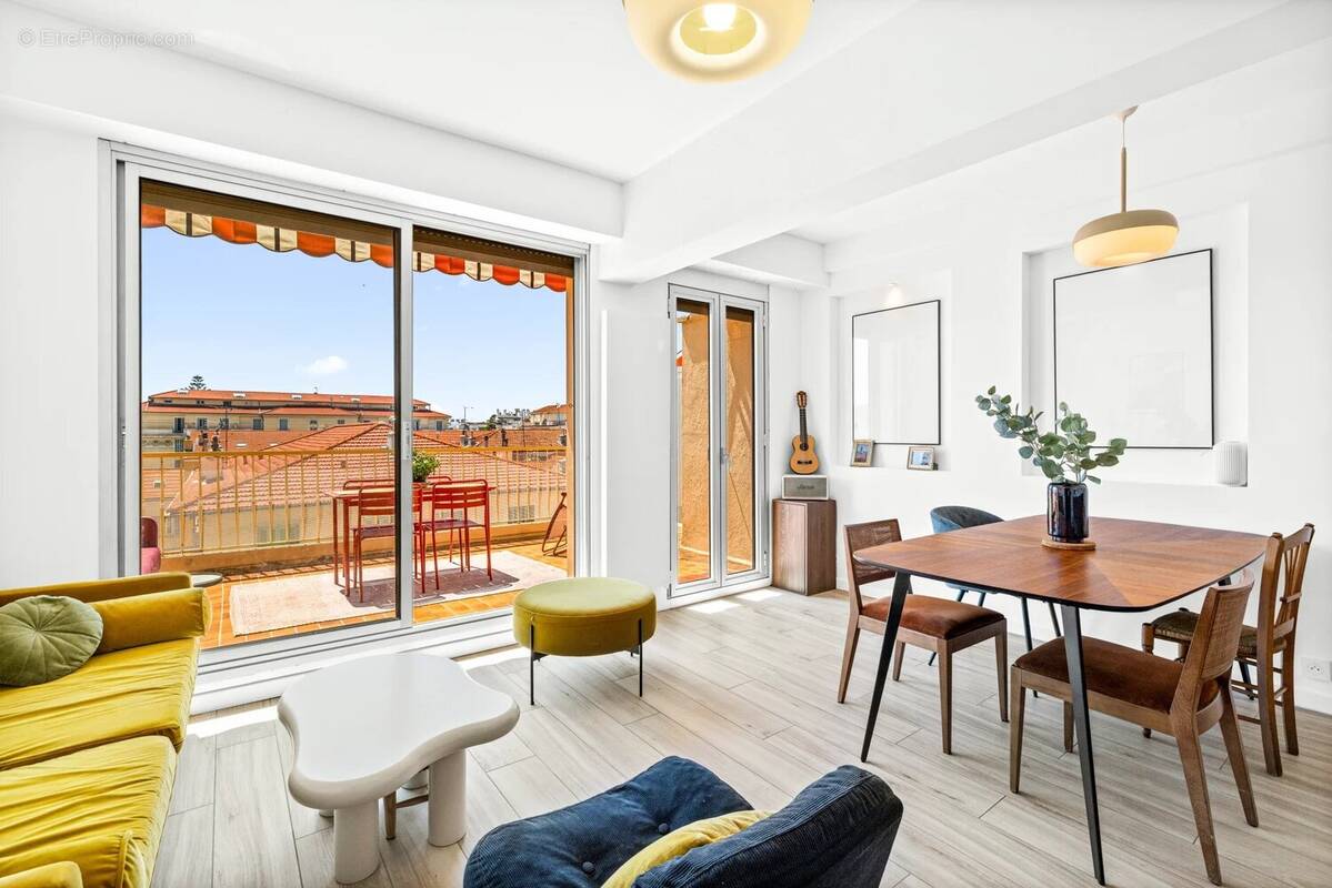 Appartement à NICE