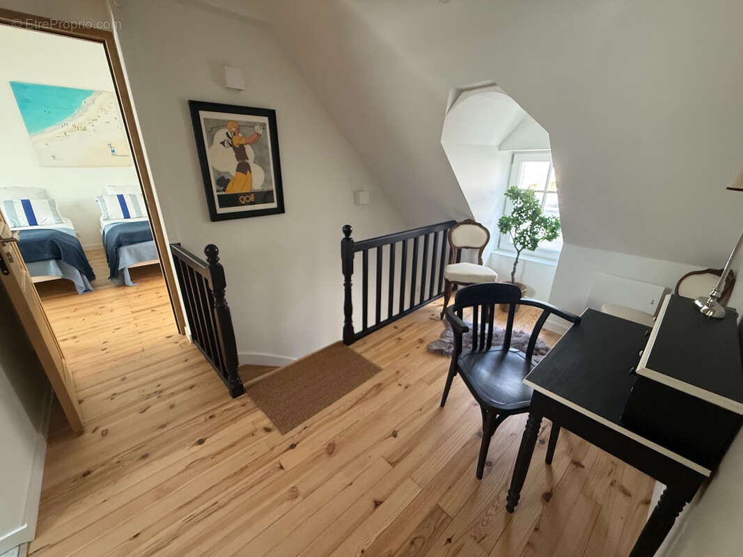 Maison à LE POULIGUEN