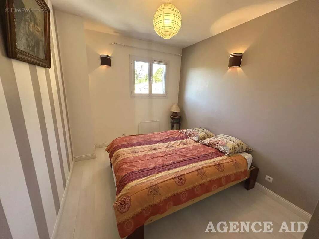 Maison à CUGES-LES-PINS