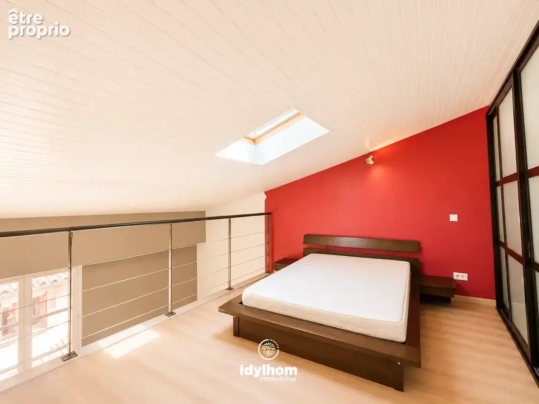Duplex T2 Bis en dernier étage au cœur de Saint-Cyprien - photo 8