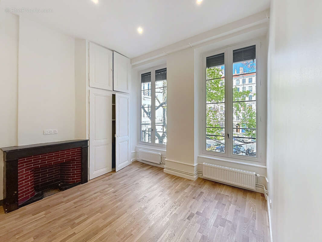 Appartement à LYON-6E