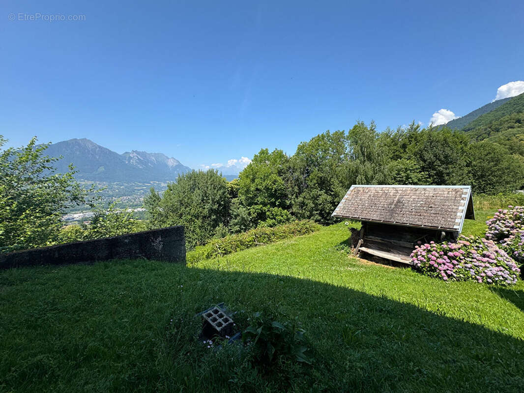 Appartement à MONTHION