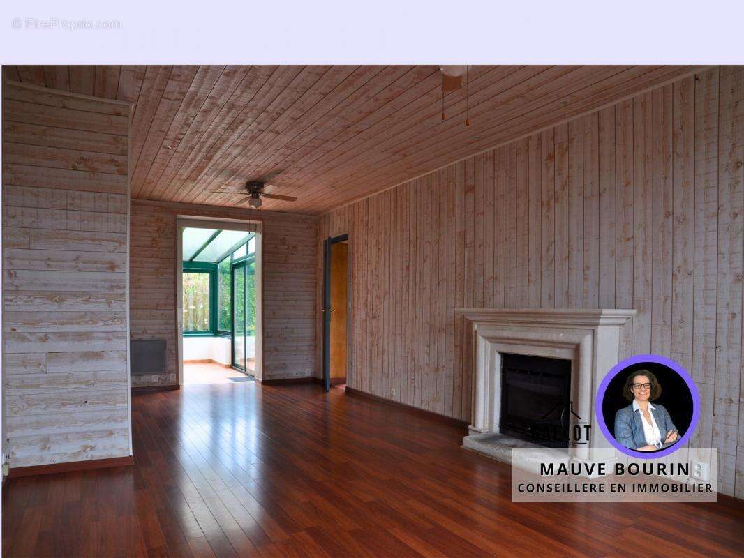 Maison à LOCQUELTAS