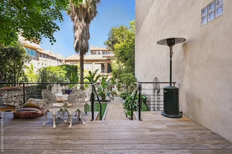 Appartement à MARSEILLE-8E