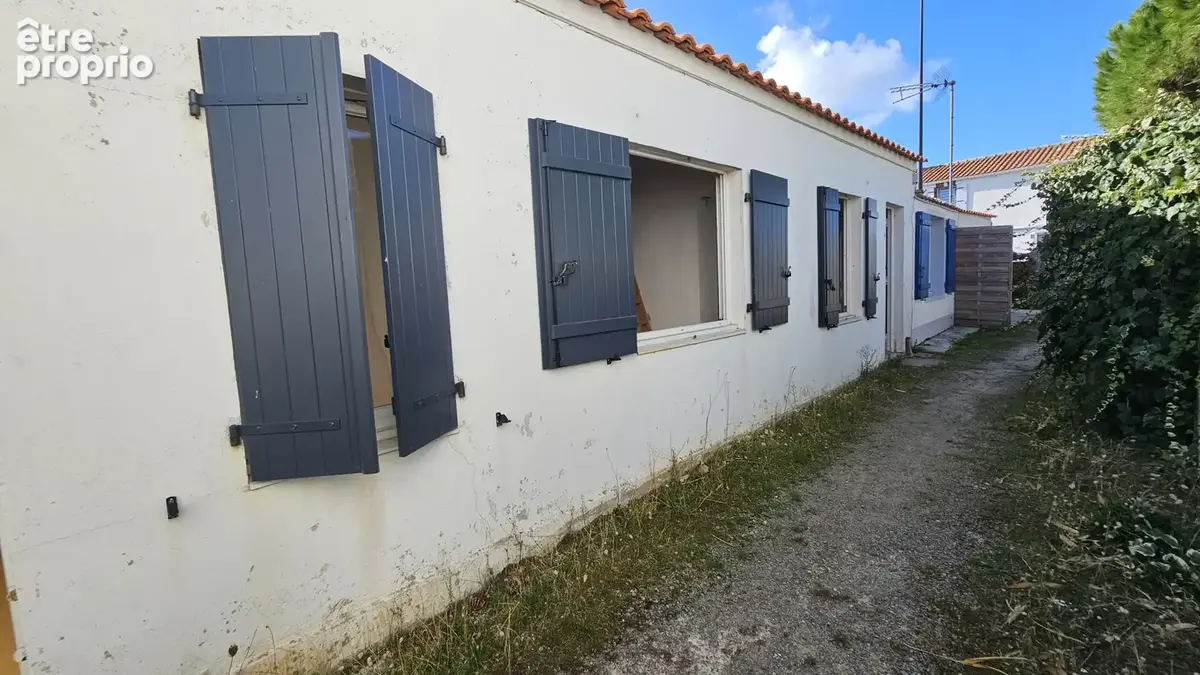 A 100 mètres de la plage des Lutins, ensemble immobilier comprenant 2 maisons. - photo 11