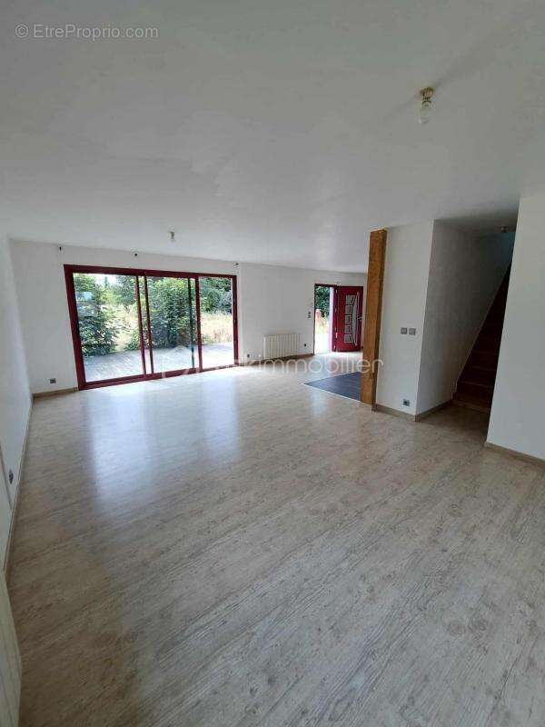 Belle maison ossature bois (2012) – Terrain 5 351 m² – Exposition plein sud - photo 13