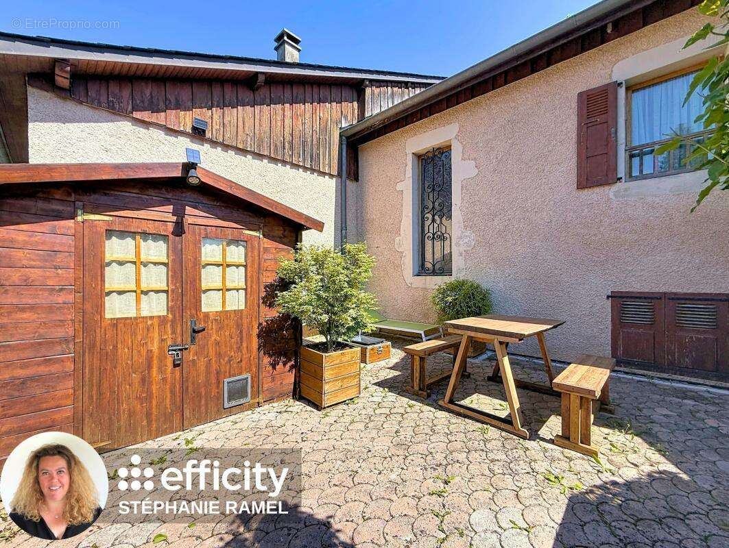 Maison 233 m² à Marlioz  - photo 7