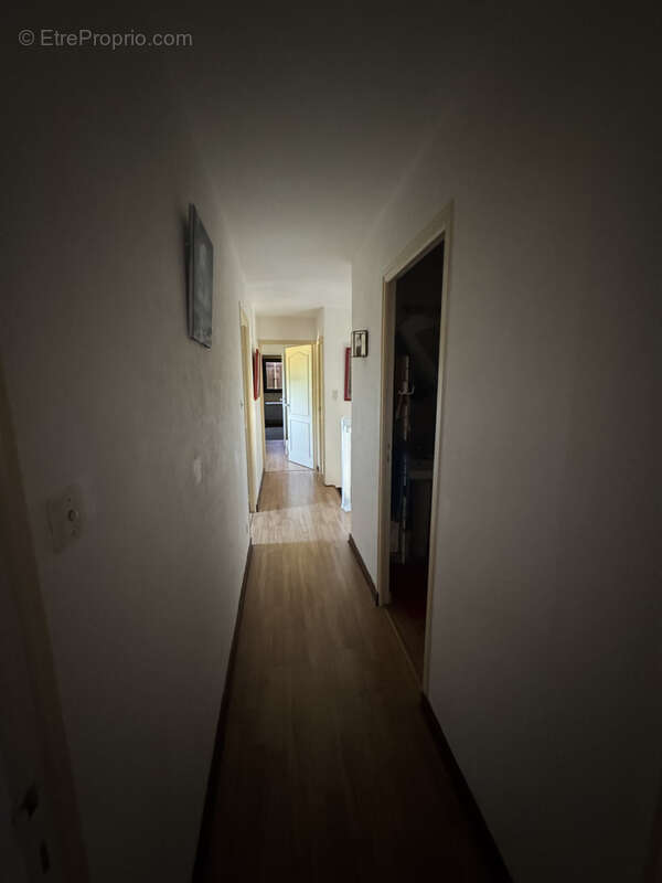 Maison à CENAC-ET-SAINT-JULIEN