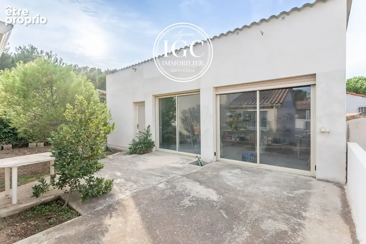 Maison plain pied - type 4 -  95 m² - garage et dependence - chateauneuf les martigues - photo 7