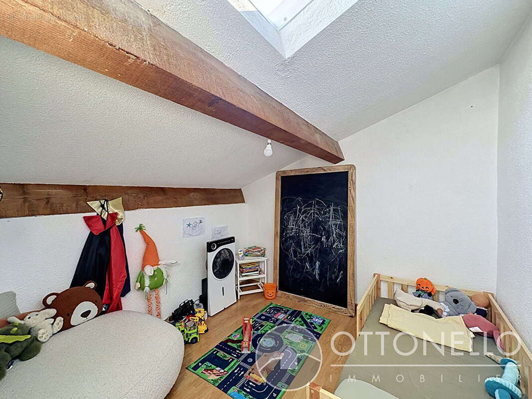 Appartement LOUÉ Roquebrune Sur Argens 3 pièces 40.80 m2 - photo 9