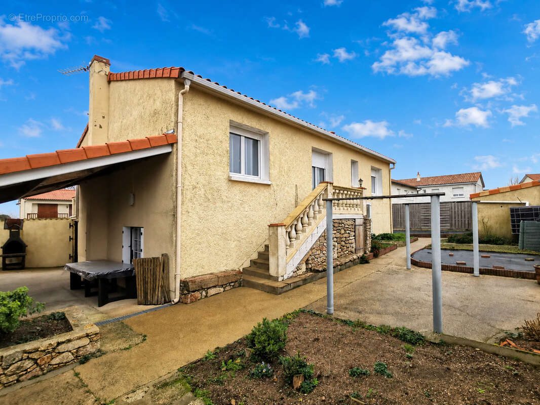 Maison à TREIZE-VENTS