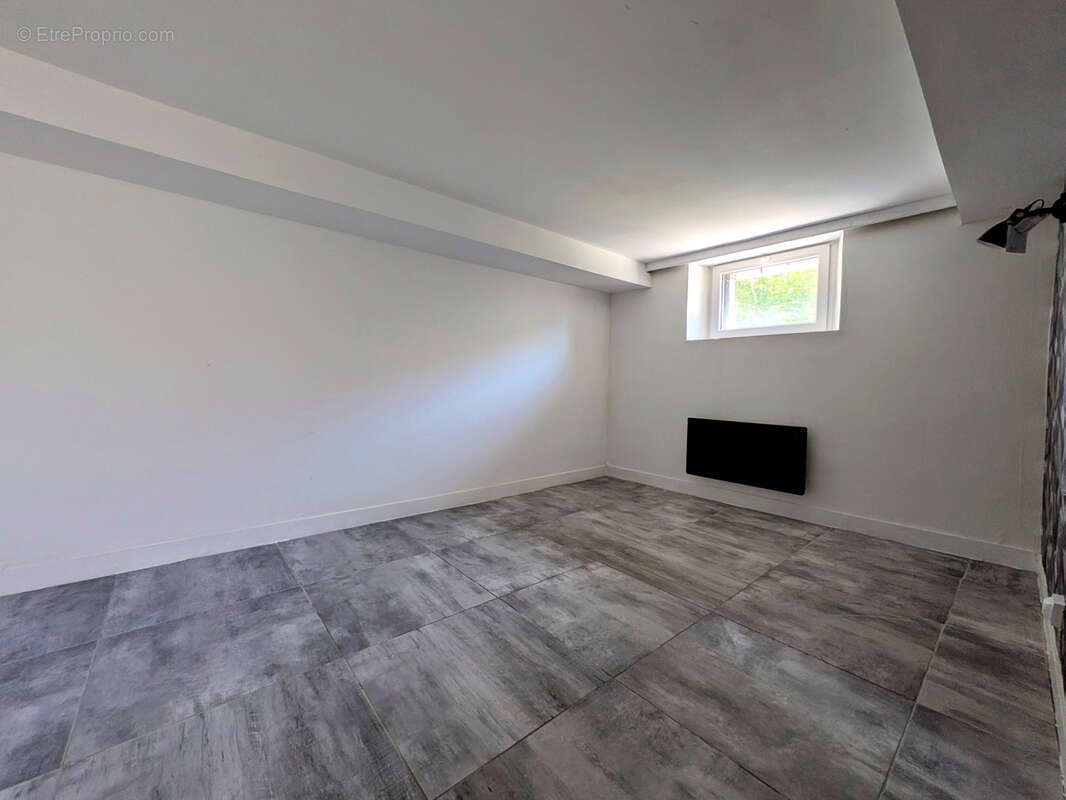 Maison à JARVILLE-LA-MALGRANGE