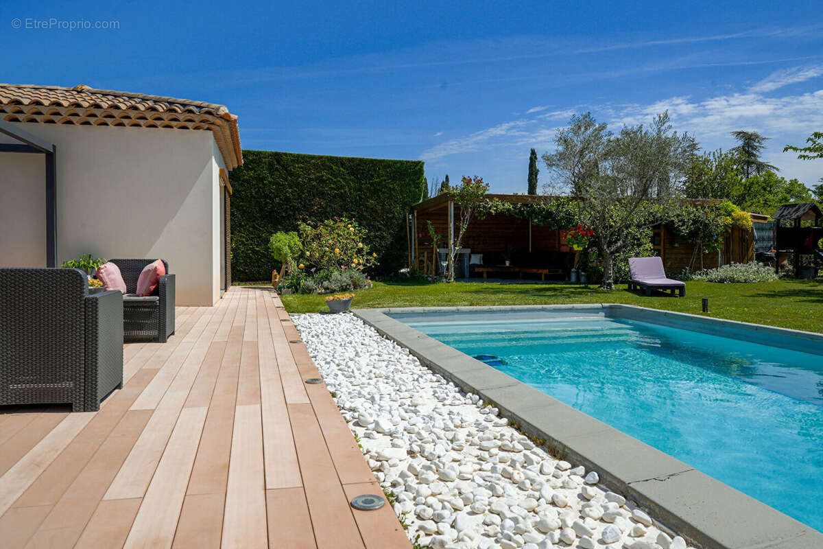 Proche centre-ville Aix-en-Provence, Maison coup de coeur construction passive - photo 4