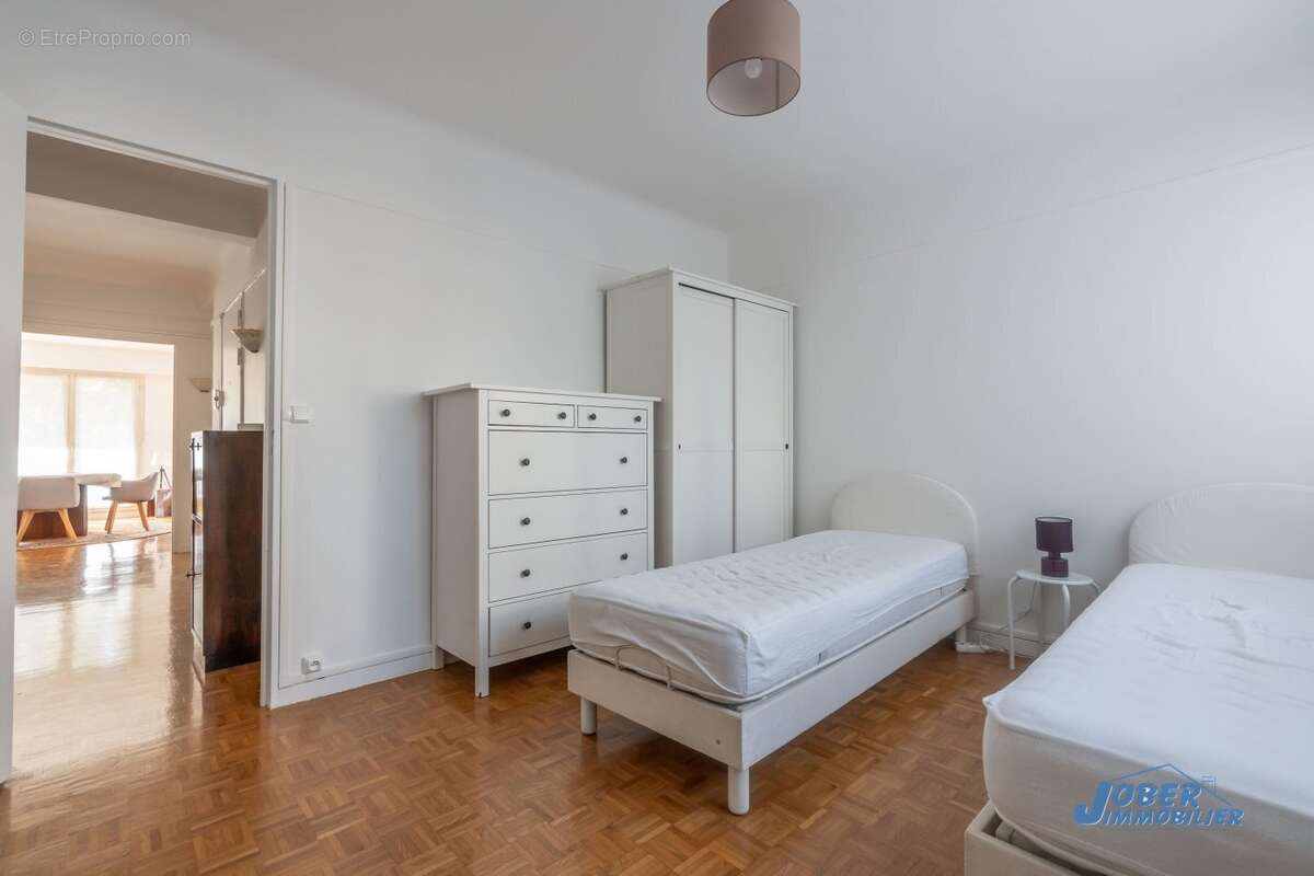 Appartement à NOGENT-SUR-MARNE