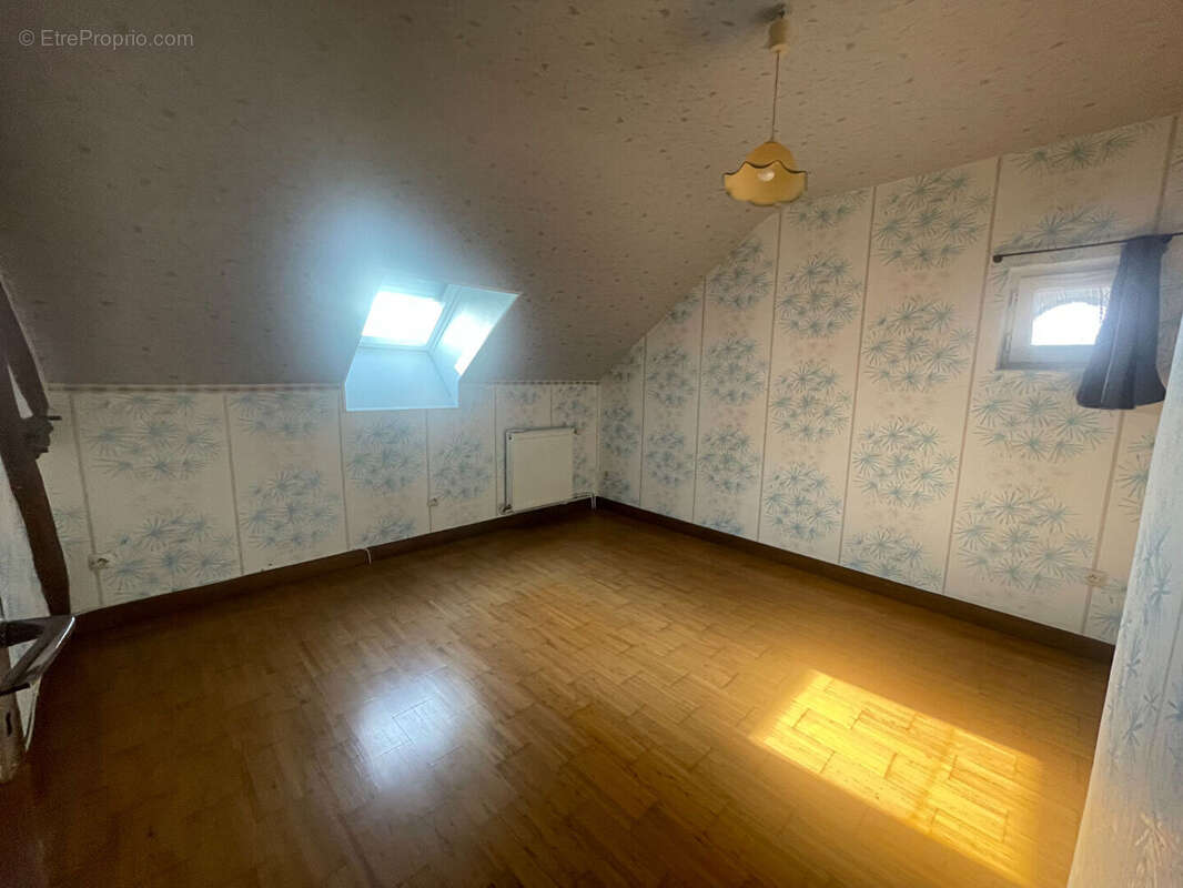 Maison à MONTMIRAIL