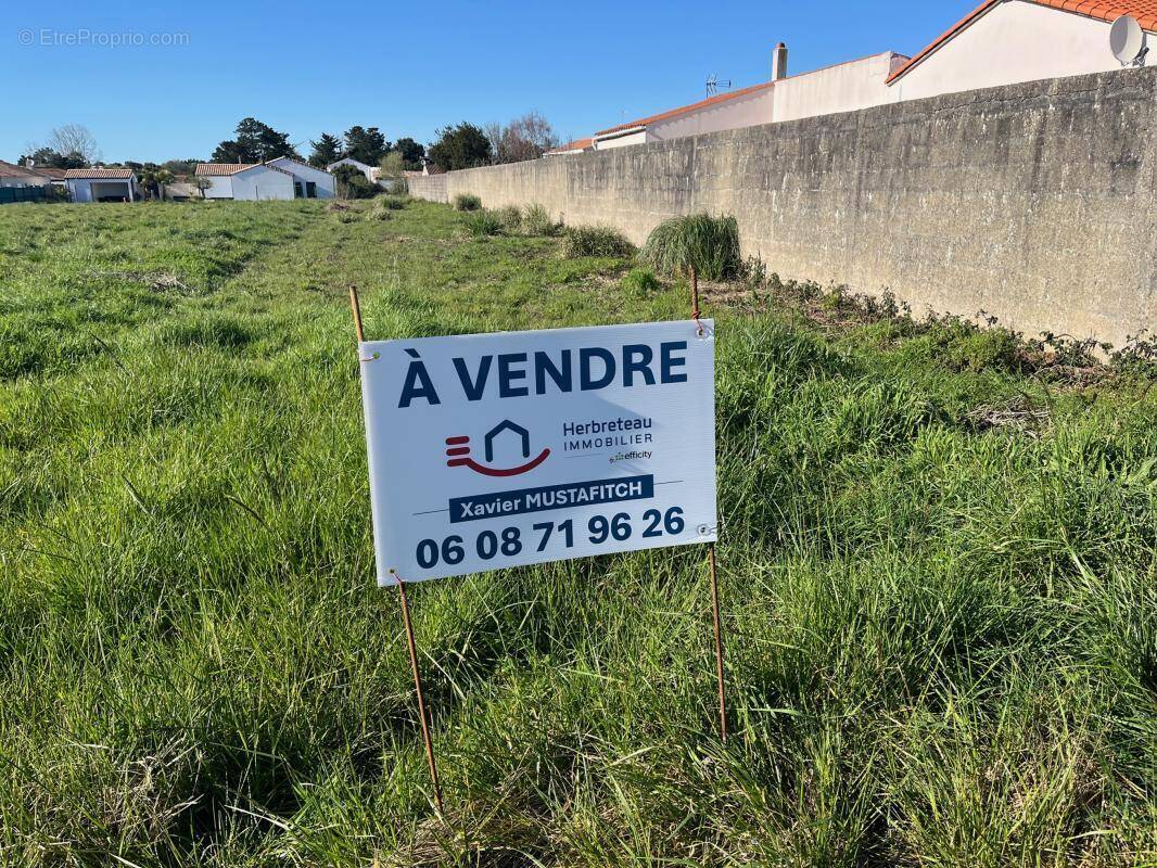Terrain à LES SABLES-D'OLONNE