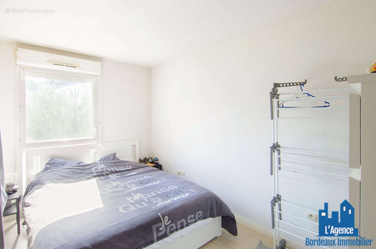 Appartement à VILLENAVE-D'ORNON