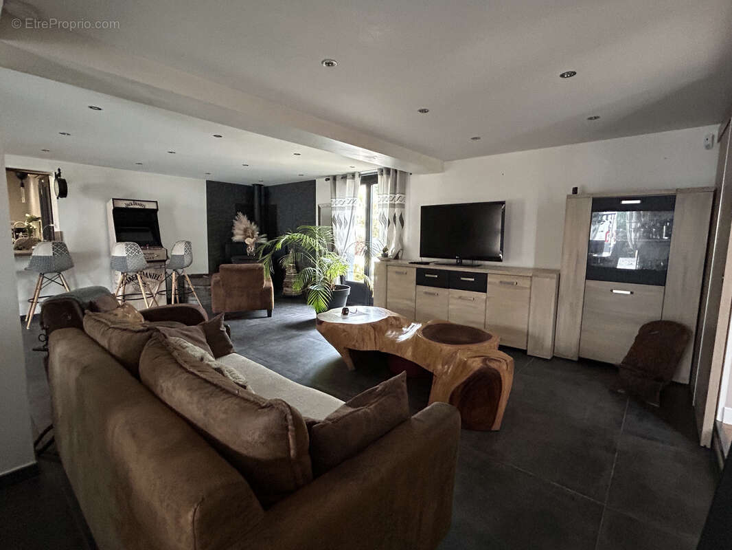 Maison à SAINTE-EULALIE