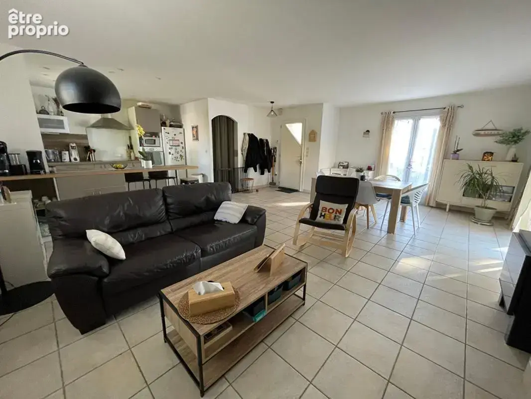 Maison Semussac 4 pièce(s) 98 m2 - photo 2