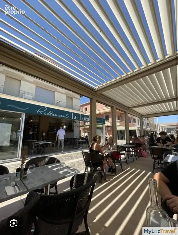 Opportunité rare : Restaurant clé en main avec appartement au-dessus   Place centrale, Valras-Plage - photo 3
