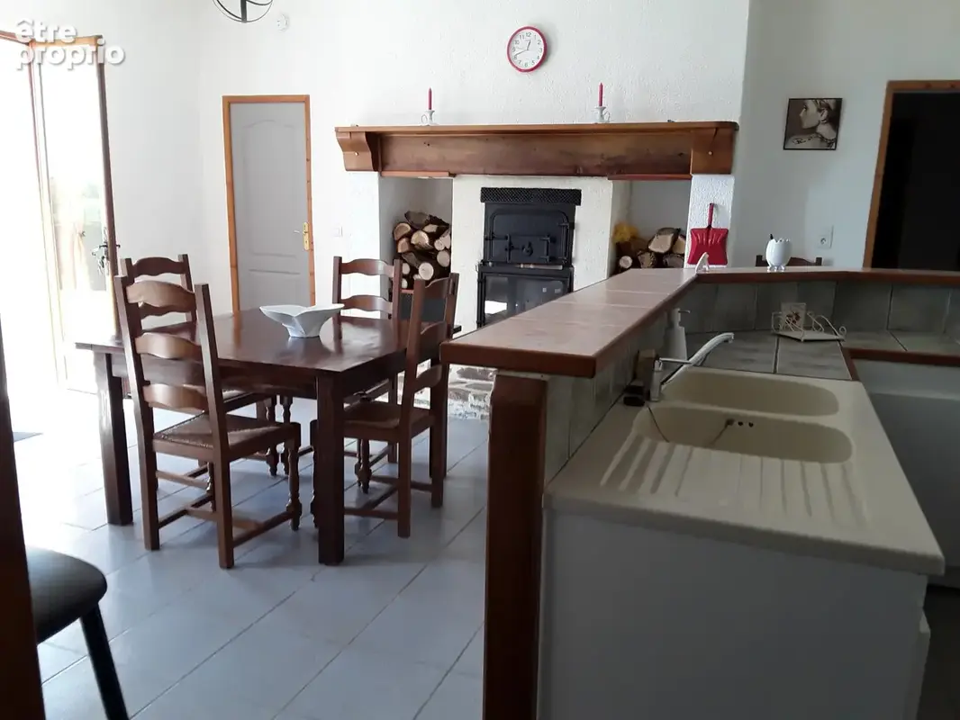Maison en pierres avec belle grange et terrain - photo 13