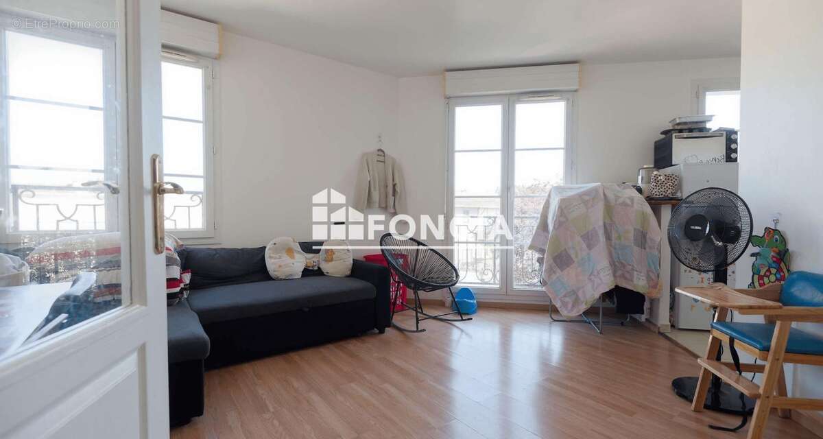 CORBEIL-ESSONNES Appartement 2 pièces avec parking - photo 4