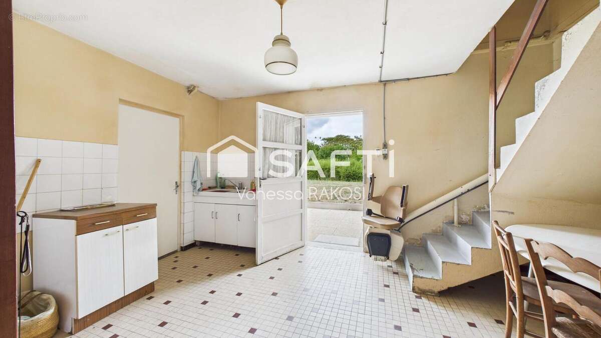 Photo 7 - Maison à SAINT-JULIEN-DE-L&#039;ESCAP