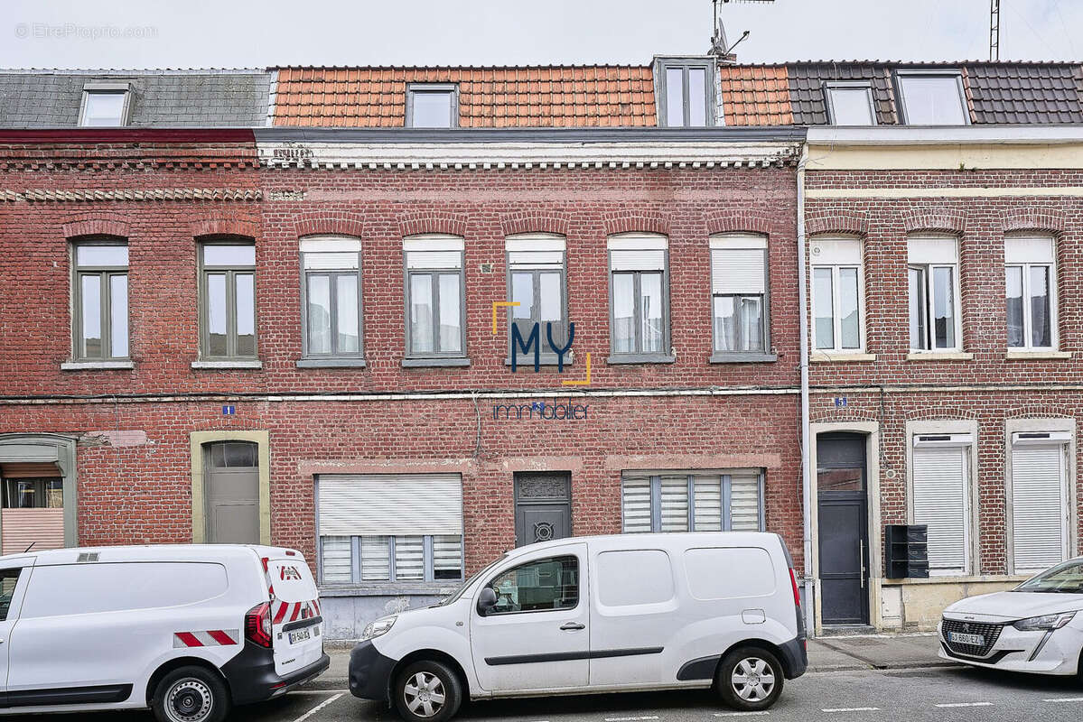 Maison 96 m² à Roubaix  - photo 9