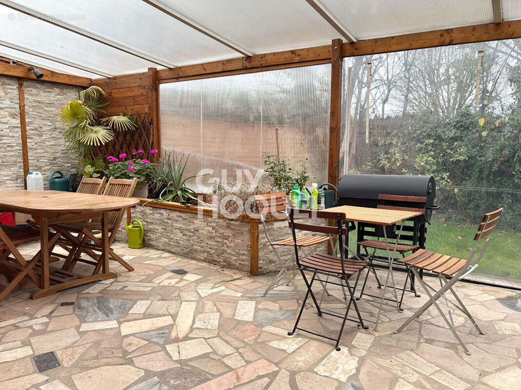 Maison à SAINT-PIERRE-DU-PERRAY