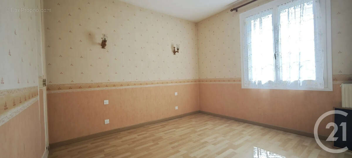 Maison à MARBOUE