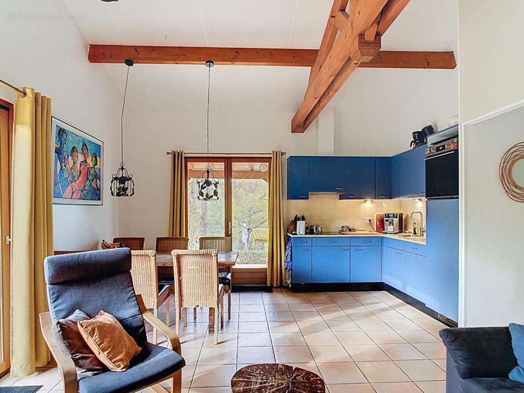 Maison à GOURDON