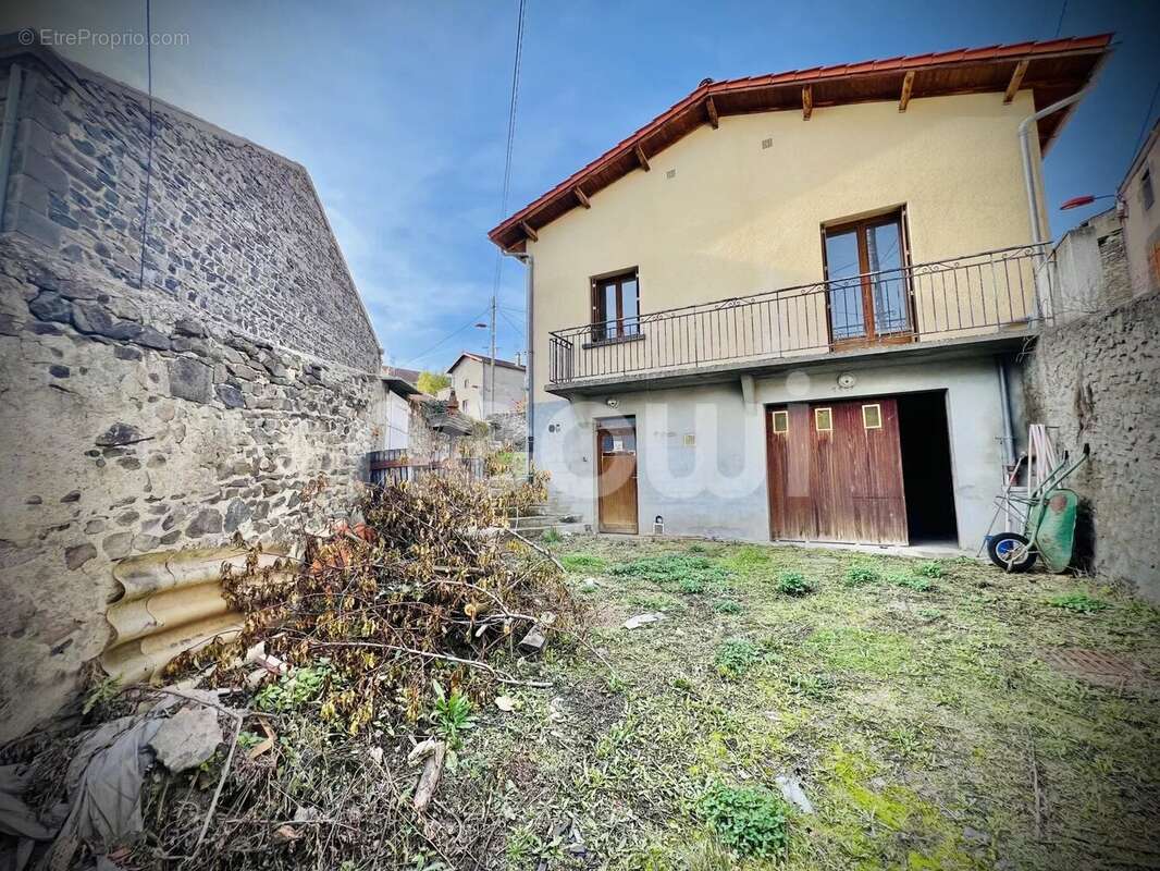 Maison à CHATEAUGAY