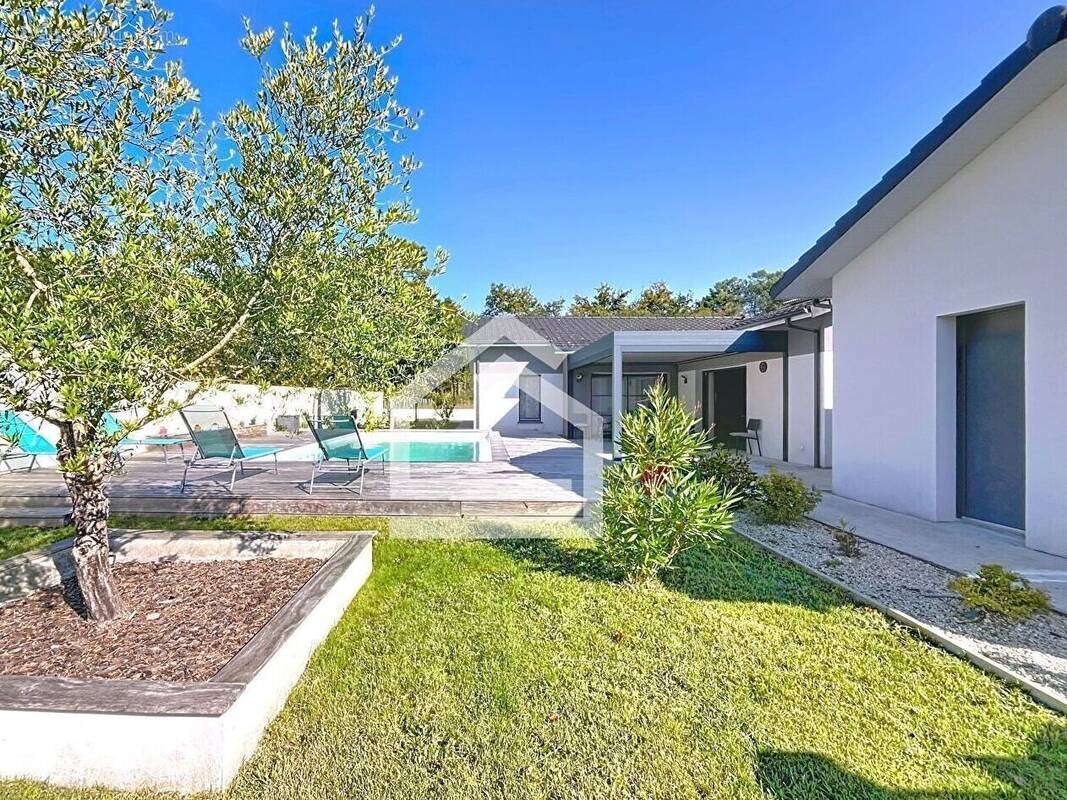 Maison à LE PIAN-MEDOC