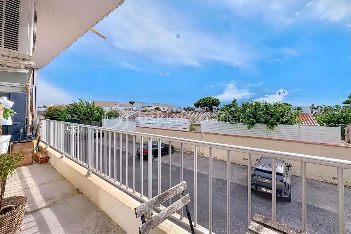 *** Magnifique Appartement T4 de 82m2 avec 3 terrasses et parking à PALAVAS *** - photo 11