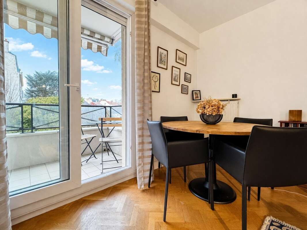 Appartement à LE VESINET