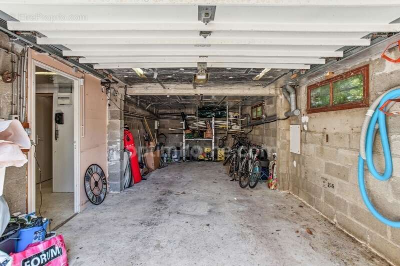 Maison à VERT-SAINT-DENIS