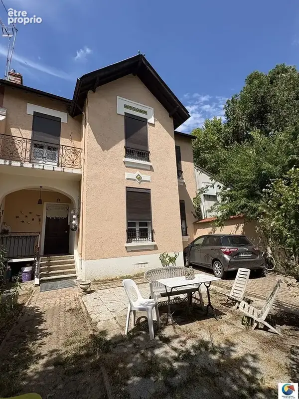 Maison à VILLEURBANNE