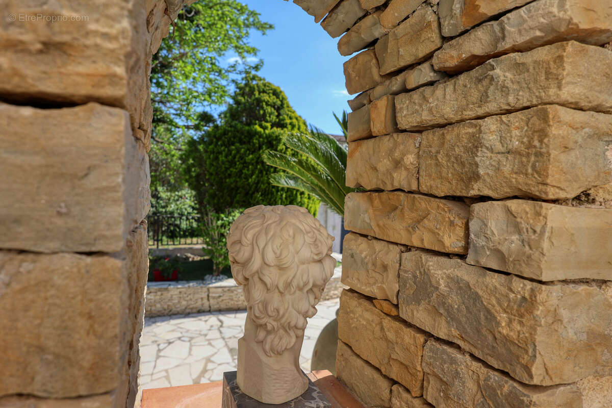 Maison à LA VALETTE-DU-VAR