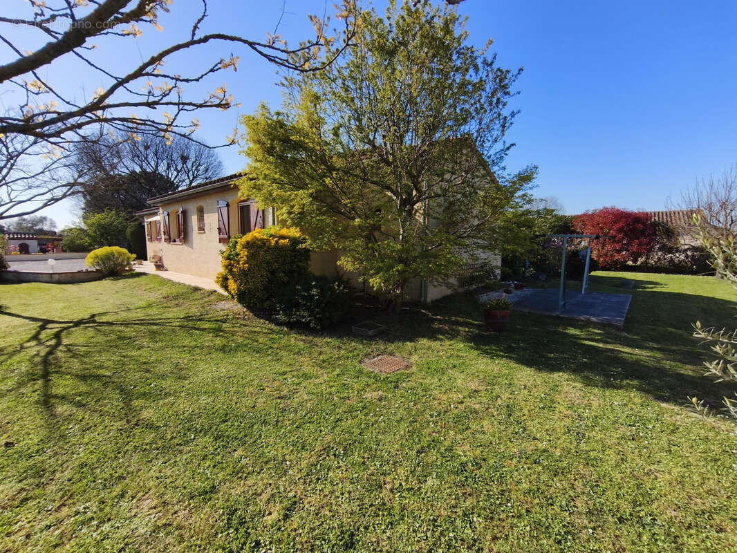 Maison à FONTENILLES