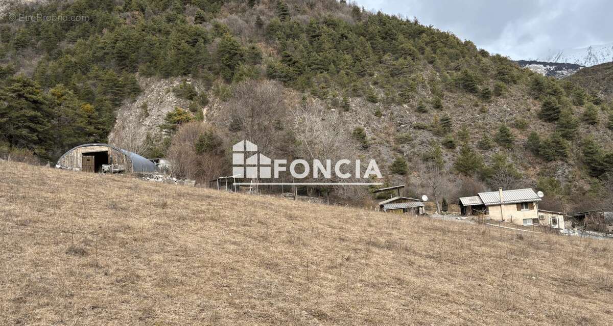 Maison à PRADS-HAUTE-BLEONE