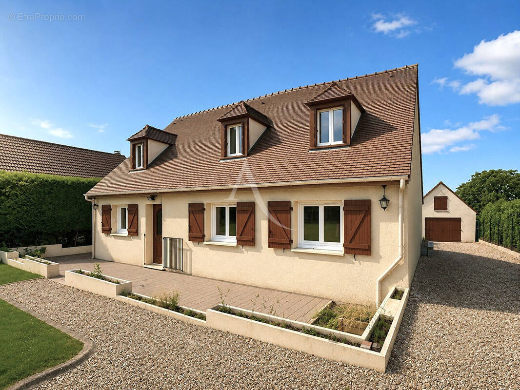 Maison à ETREPAGNY