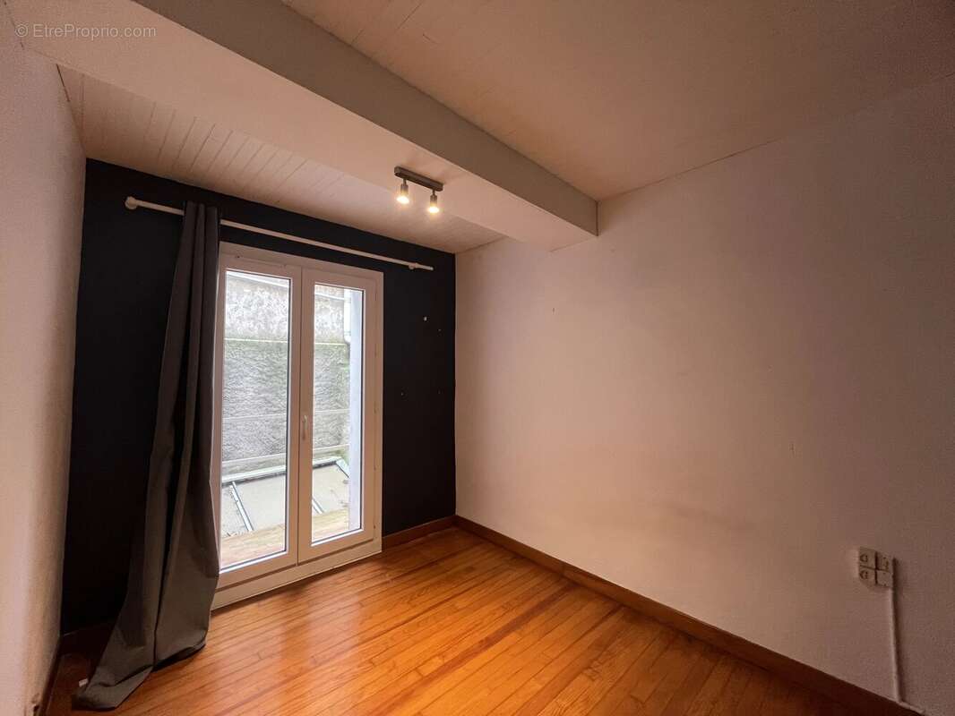 Maison à CAUNES-MINERVOIS