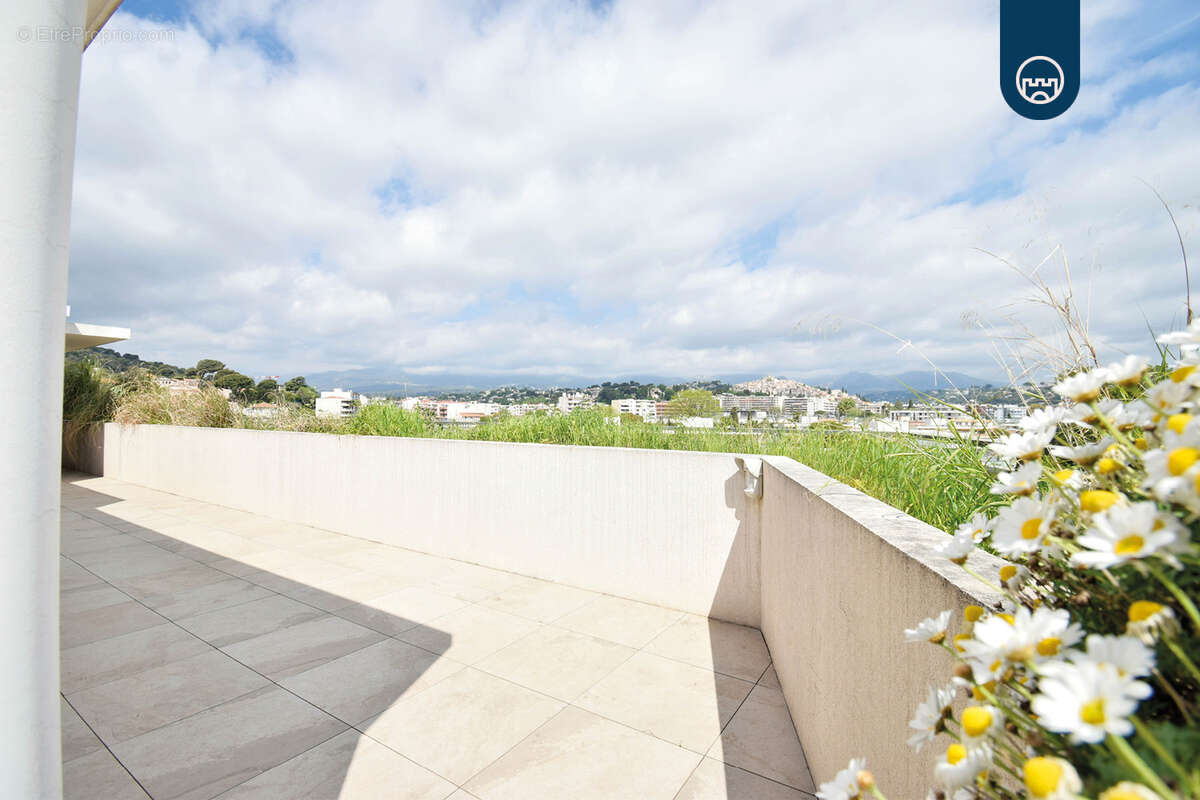 Appartement à CAGNES-SUR-MER