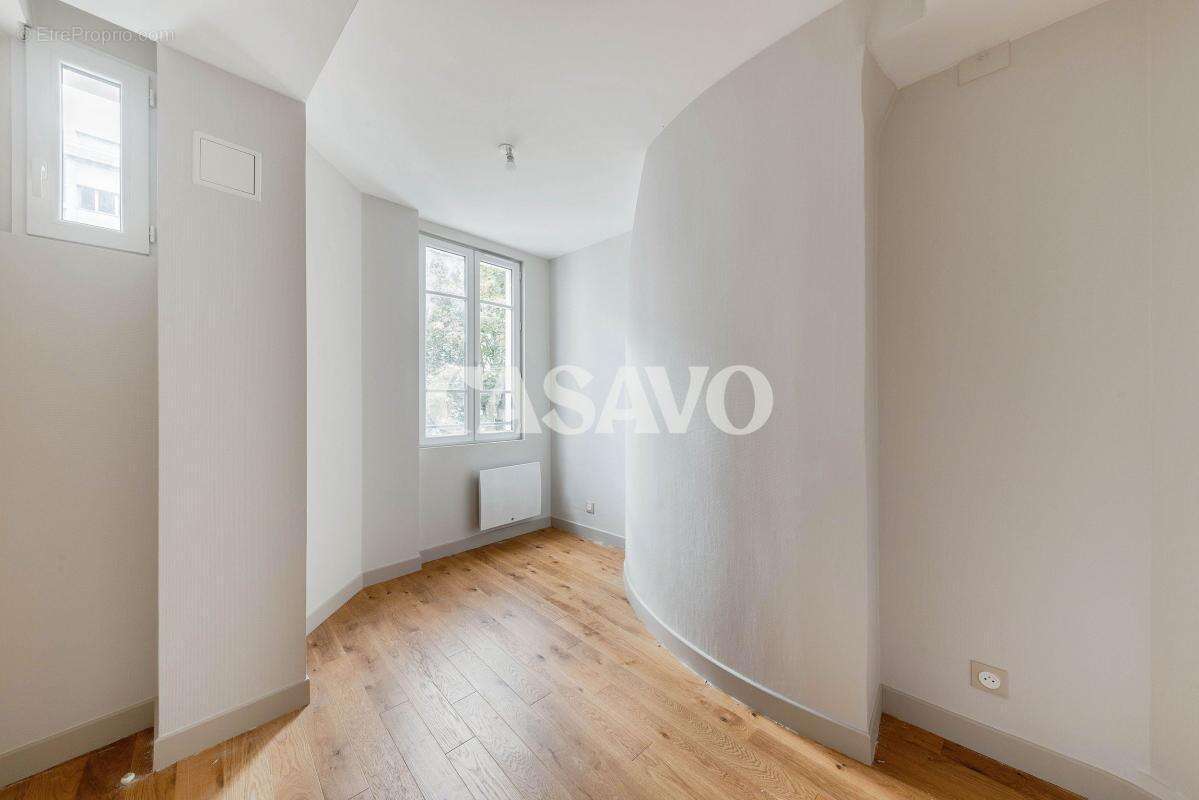 Appartement à PARIS-14E