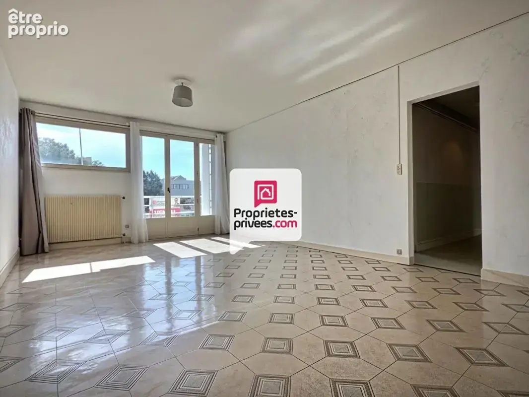 Appartement T4 d'env. 111m2 avec 3 ch., ascenseur et parking couvert dans secteur prisé sur PERIGUEUX (24000) - photo 4