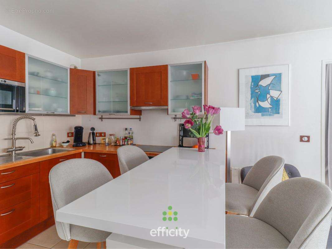 Appartement à NOGENT-SUR-MARNE