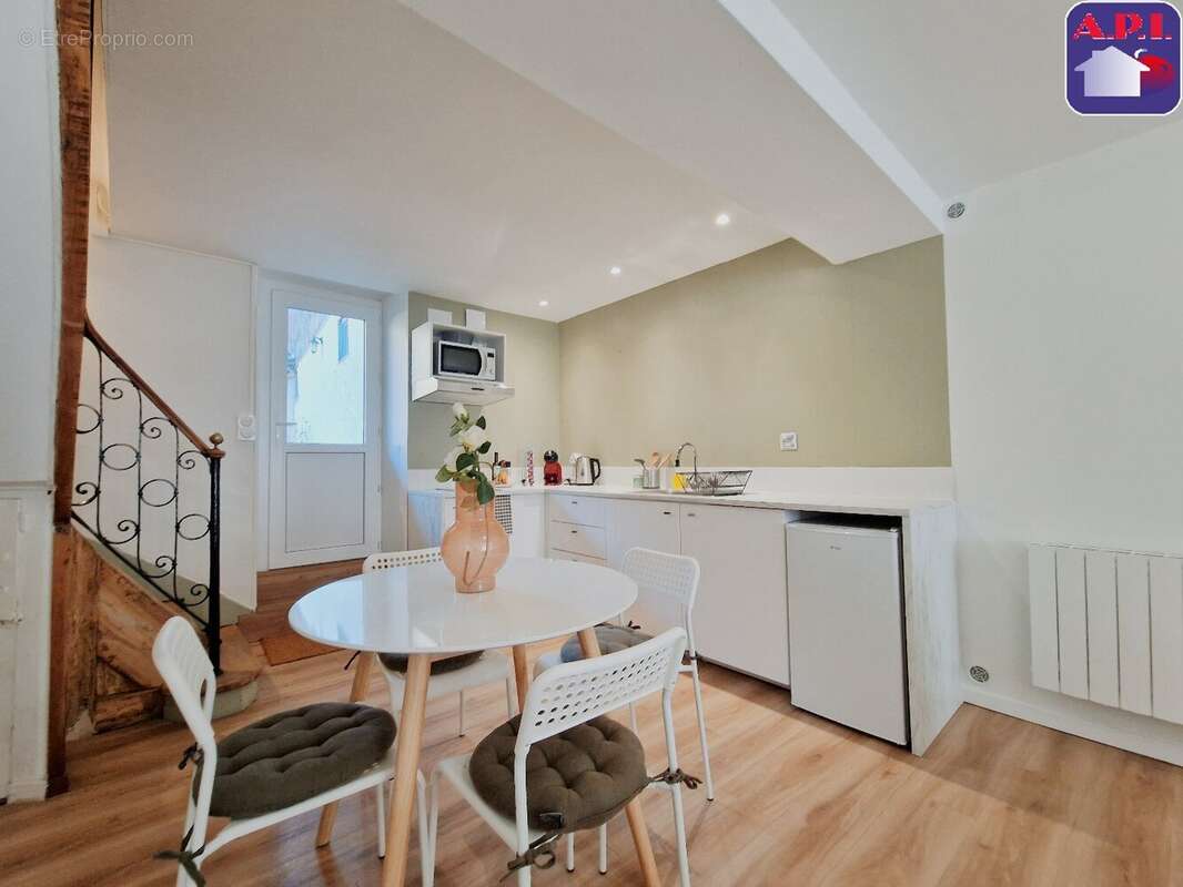 Maison à CAPOULET-ET-JUNAC