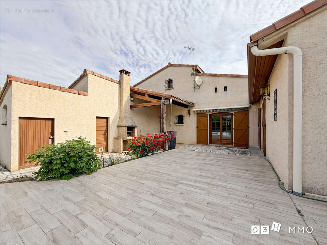 Maison à SAUBENS