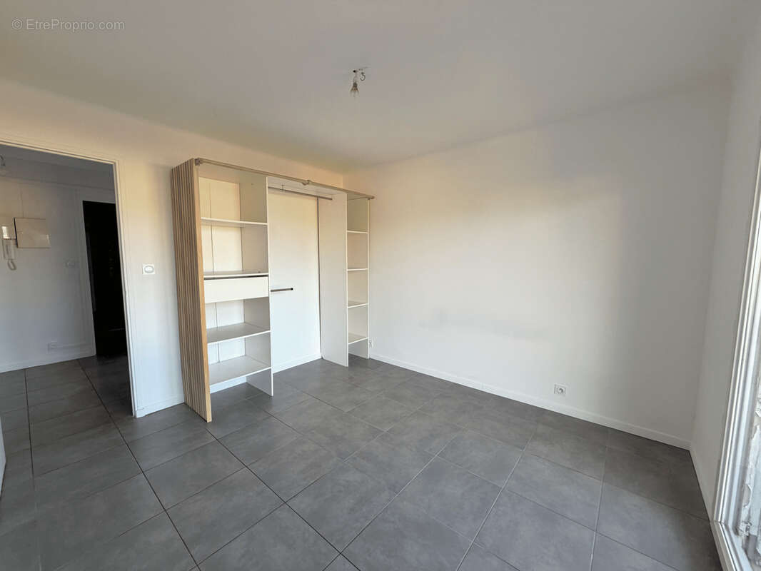 Appartement à SIX-FOURS-LES-PLAGES